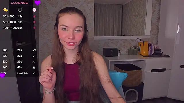 YonaBones' Live XXX Chat