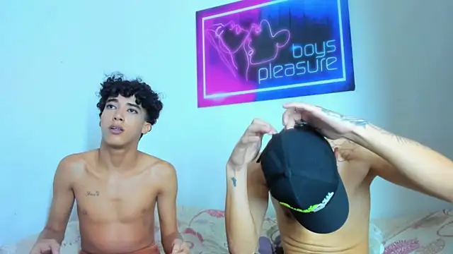 Pleasure_boys_hot 웹캠 쇼