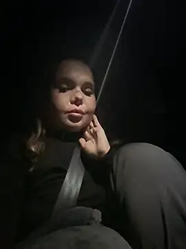 TheCinderella 现场XXX聊天