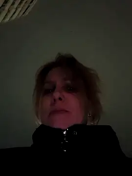 GingerFoxyのライブXXXチャット