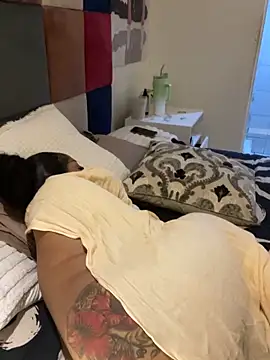 Živý XXX chat sexyTHANDO