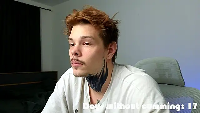 DENIS_HERE's Live XXX Chat