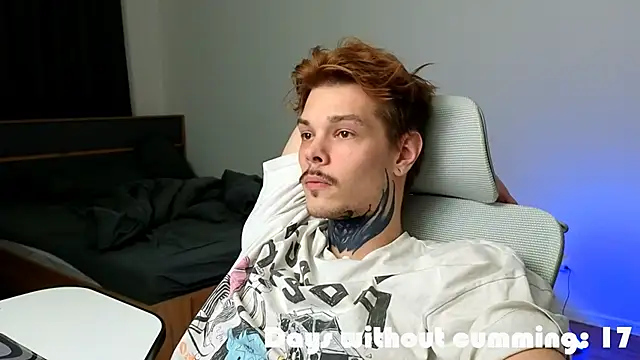 DENIS_HERE élő XXX-chatje