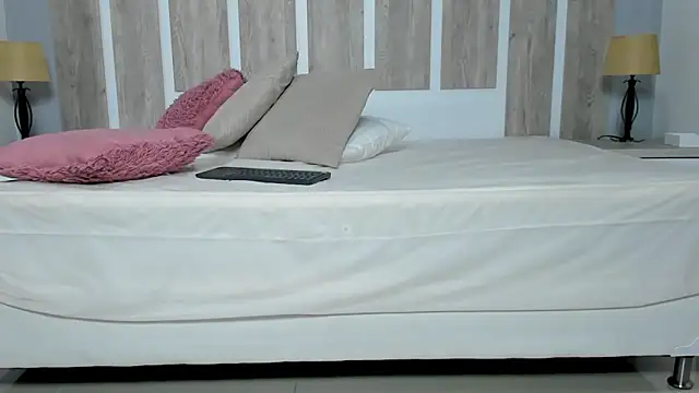 Chat +18 de EmilySearss ao vivo