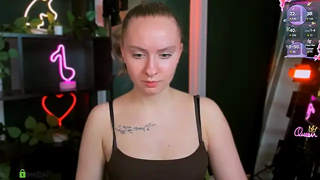 mila_glow1 Adlı Modelin Canlı XXX Sohbeti