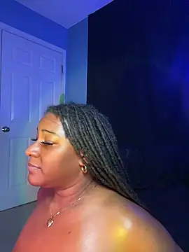 Вебкам-шоу CoCoGoddess_