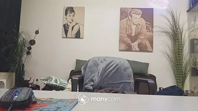 Webkamerová show der_dino30