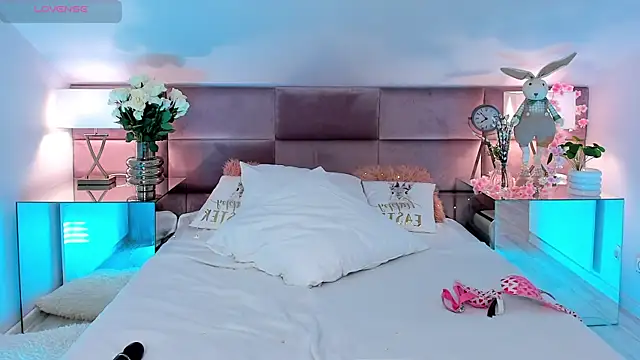 MiaMuse: απευθείας συνομιλία ΧΧΧ