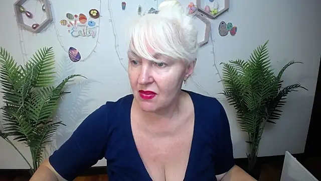 BlondyLeeBest live XXX chat