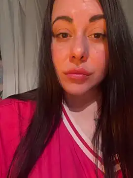 DaisyStreet live XXX chat