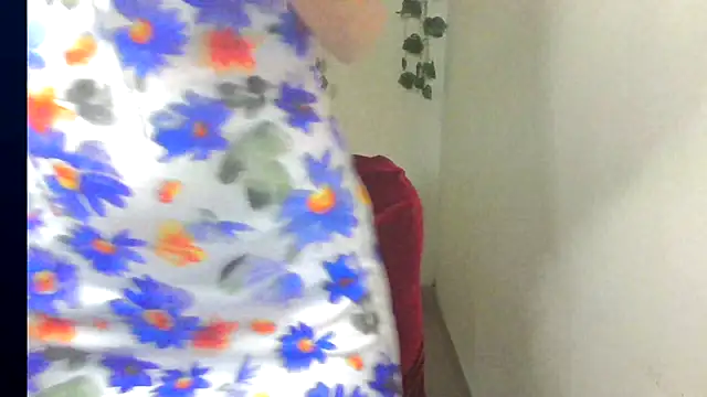 Madhubala01's Webcam Show