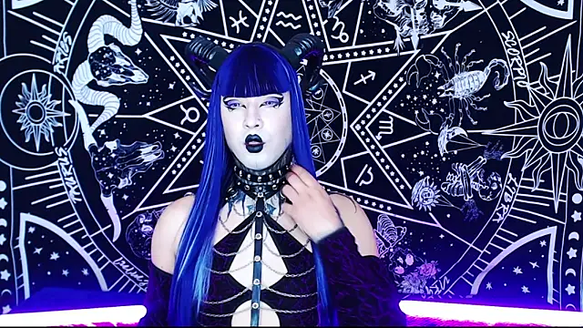 naomi_satan's Webcam Show