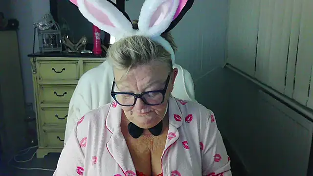 BridgetBlueEyes Chat XXX in diretta