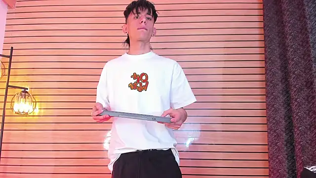 TheBatMansion 在線直播表演