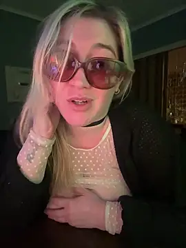 Živý XXX chat Granlady7