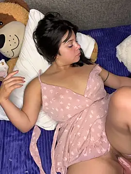 ZafiroKlein live XXX chat