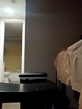 Czat XXX na żywo – Longthickdick33