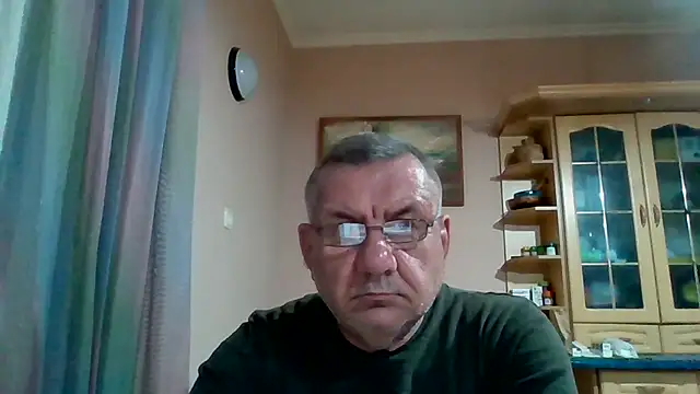 Show modela machomale3 na web-kameri