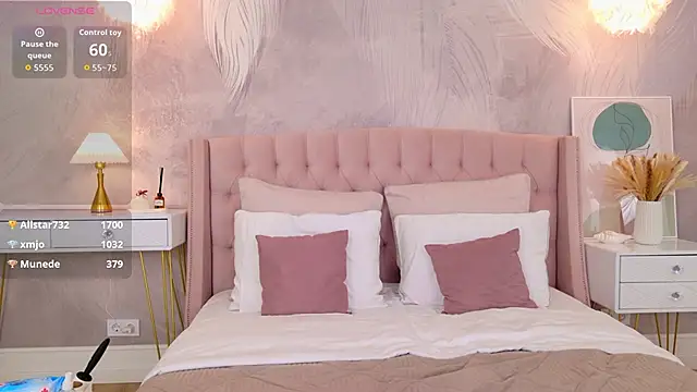 milaleoneli's Live XXX Chat