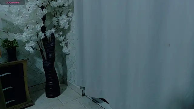 Mhia_Sweet_ 现场XXX聊天