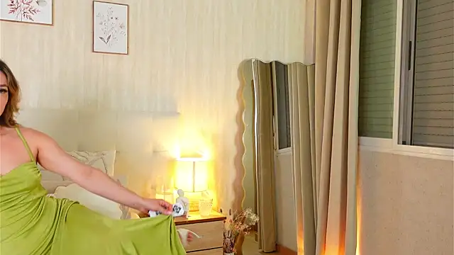 ZamphyraNightt Chat XXX in diretta