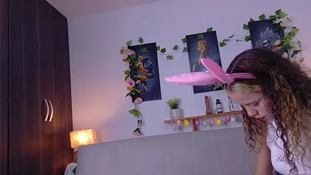 lia_valmont_01 live XXX chat