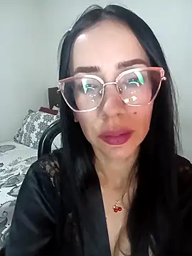 YaraDuartee 现场XXX聊天