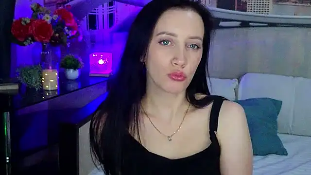 Chat +18 de MonicaSweetx ao vivo