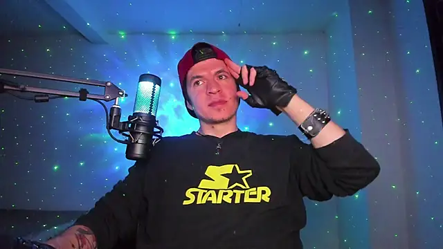 XXX chat uživo modela Headhunterdz