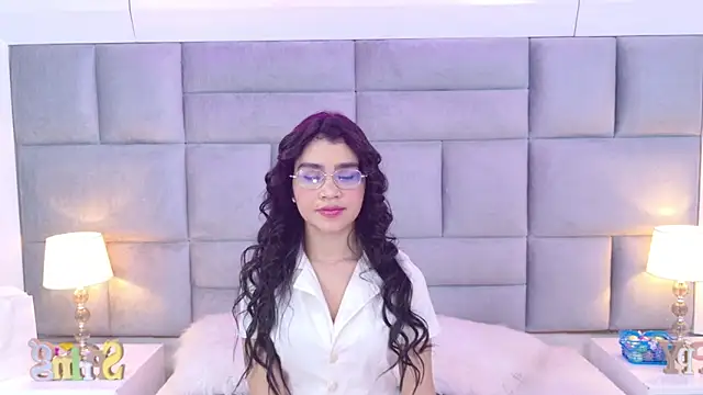 OliviaDiaz's Webcam Show