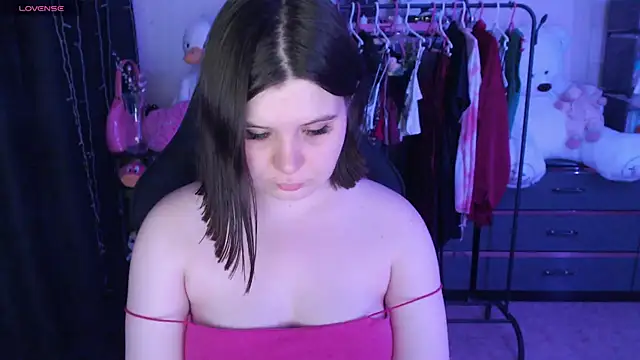 AmyVibess' Live XXX Chat