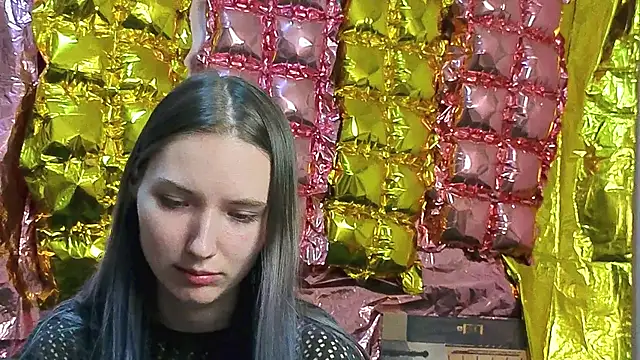 دردشة _kikiclark__ الجنسية المباشرة