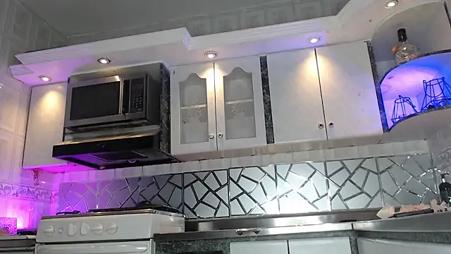 CrisOzzz Live XXX-chat