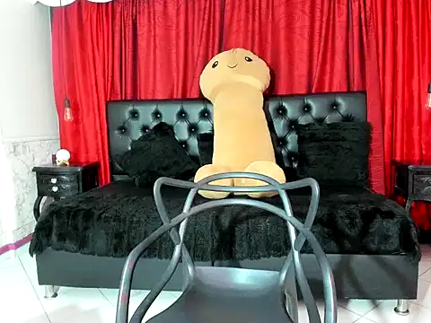 Lilith_madame_satan's Webcam Show