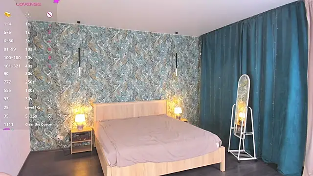 OdellaFrake 现场XXX聊天