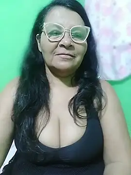 Amarantha25 Adlı Modelin Canlı XXX Sohbeti