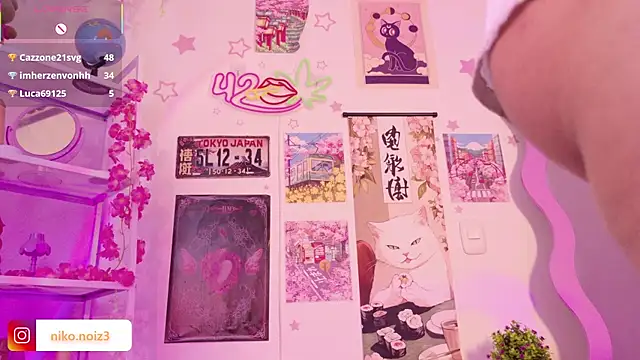 Noisy_doll's Live XXX Chat