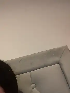 sexyBrunettex1 webcam show