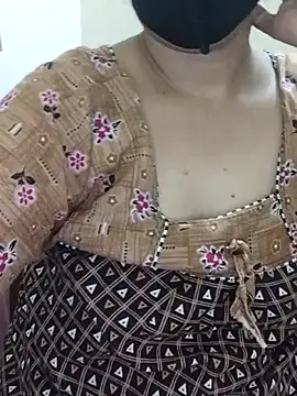 Sexynageena – Kamerová šou