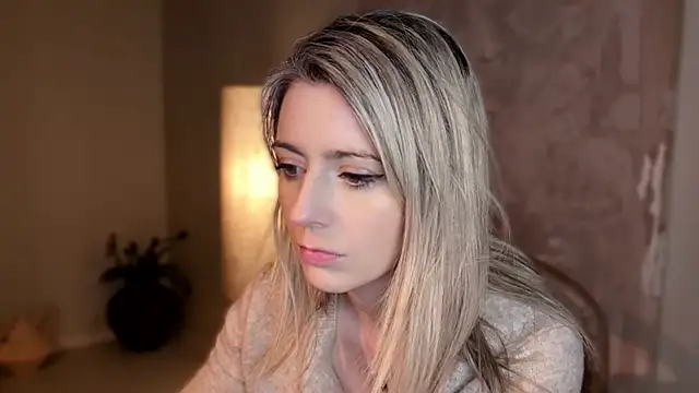 عرض كام Lisaonthemoon