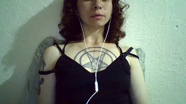 CELEna098rs707's Live XXX Chat