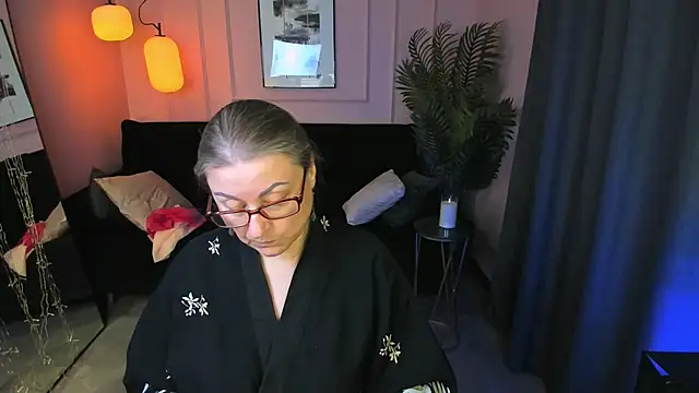 AlexandraKindのライブXXXチャット