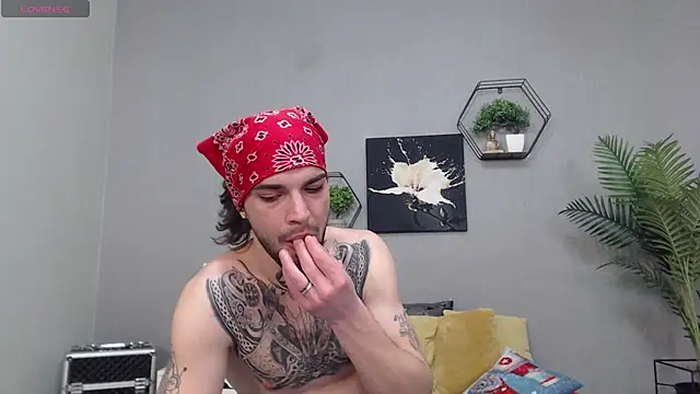 KaneHunter: онлайн-секс-чат