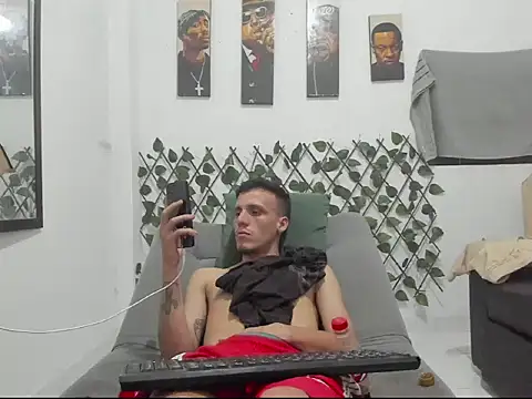 Webkamerová show Latins_Boss