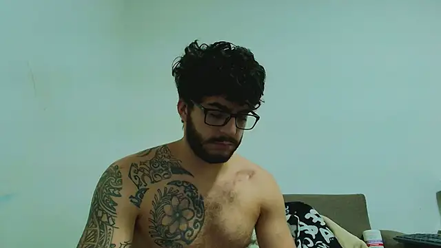 Živý XXX chat thomas_gun