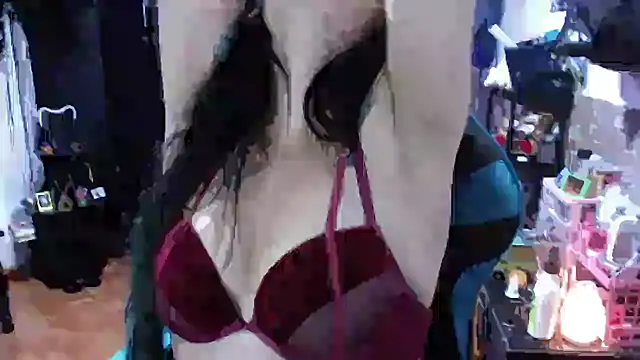 Chat XXX en directo de AngelaQueen_