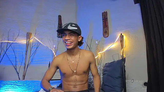 AlanCutee's Webcam Show