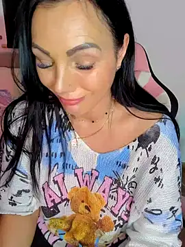 ReiyaRey: онлайн-секс-чат