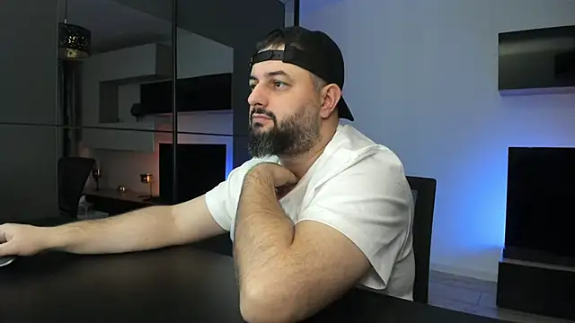 Chat +18 de DravenPeak ao vivo