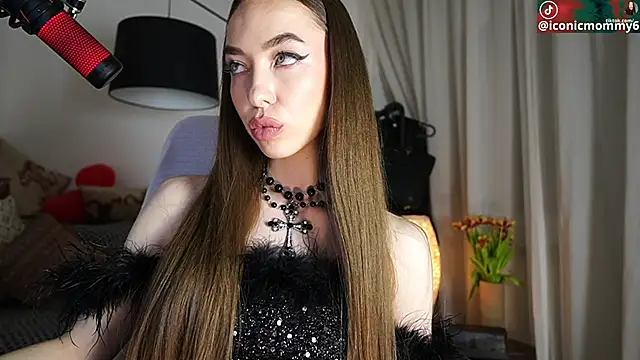 supreme_dominatrix – Live XXX-chat